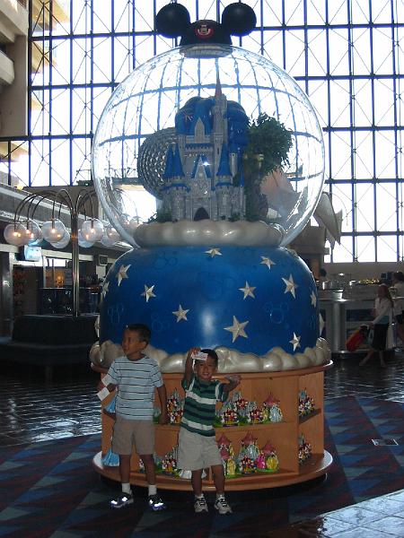 112-1294_IMG.JPG - We went to Disney World for Trevor's birthday.